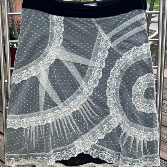 Vintage Viola Lace Overlay Scllop Balck Velvet Anthropologie Skirt 8 - Picture 6 of 6